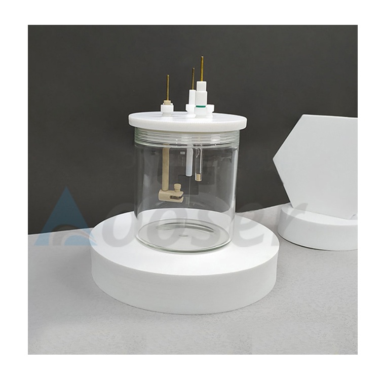 Three electrodes Electrolytic cell